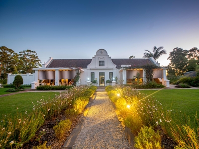 Lairds Lodge Country Estate