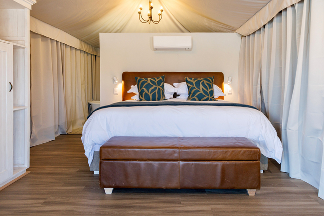 Lakeside Glamping Blesbok