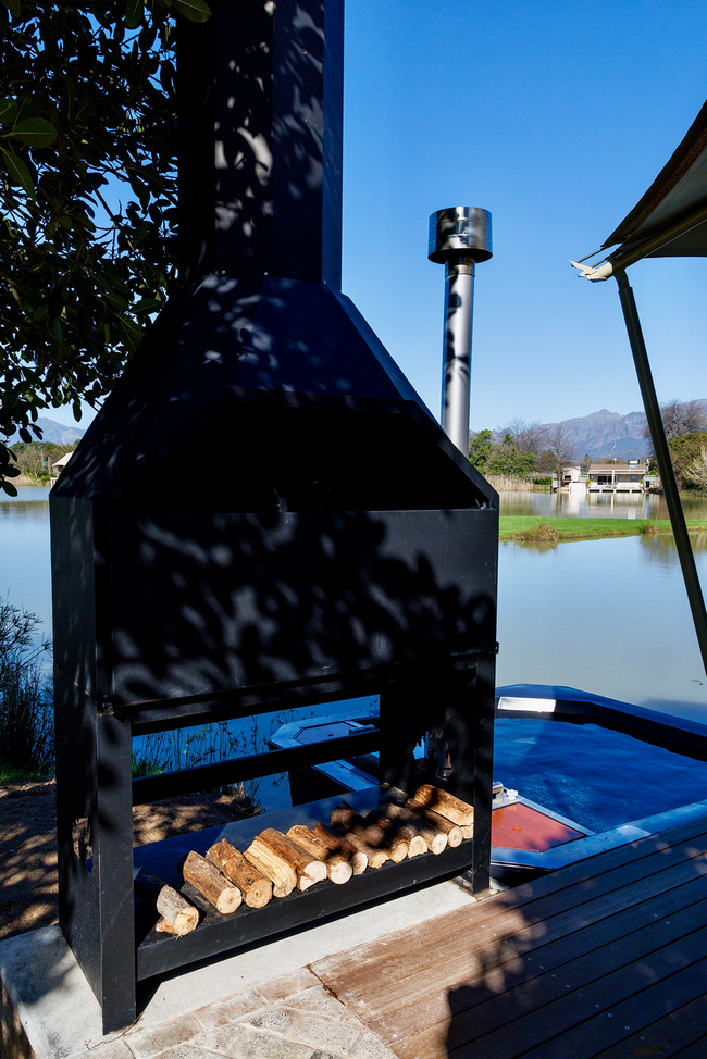 Lakeside Glamping Blesbok