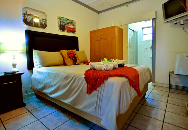 Double Room 