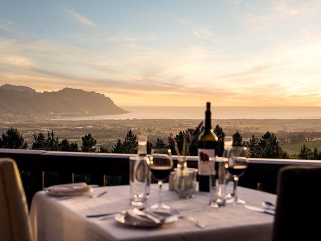 Lalapanzi Lodge
