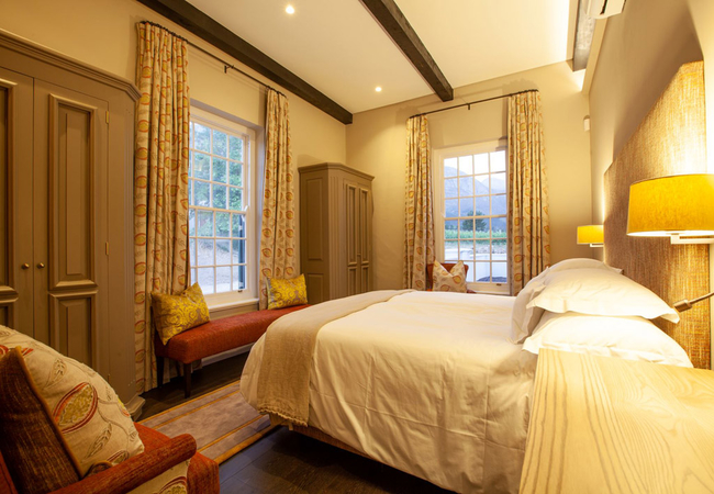 L\'Amitie Manor House