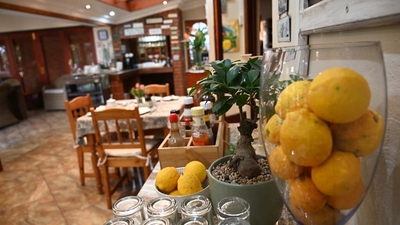 Lamor Guest House