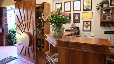 Lamor Guest House
