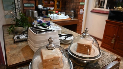 Lamor Guest House