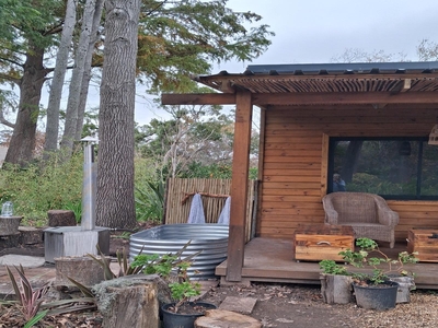 Languedoc Cabin
