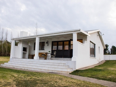 4 Sleeper Villa