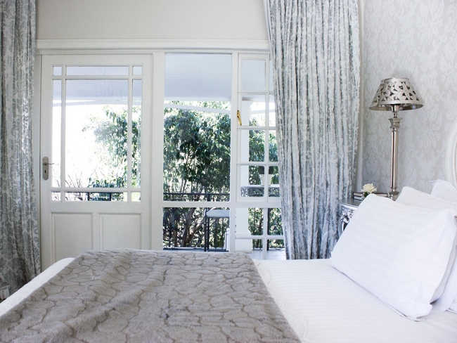 Honeymoon Suite