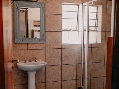 Standard One Bedroom Apartment 