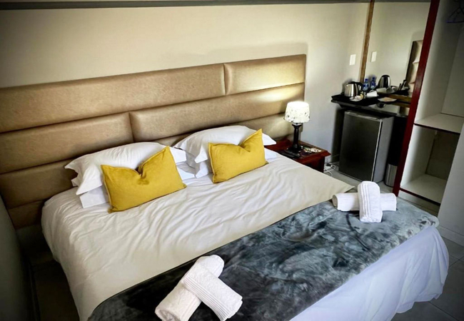 King Room Garden View