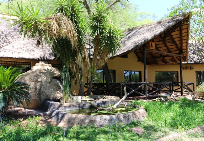 Leopard Rock Guest Lodge