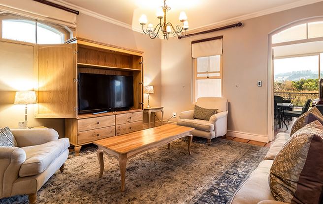 2 Bedroom Mountain Facing