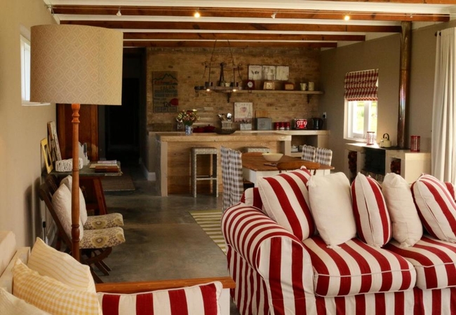 The Dairy (Sleeps 6 guests)