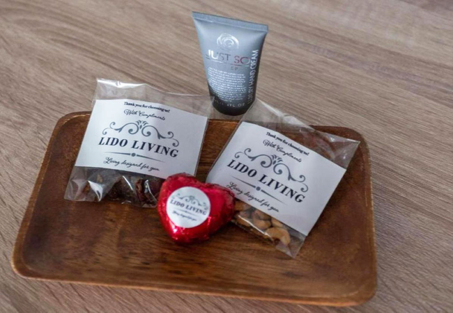 Extra Large Queen Room