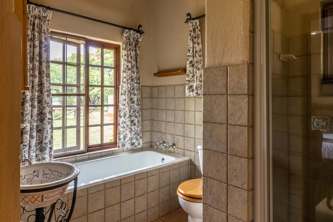 Skebenga Lodge