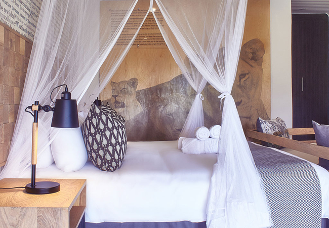 Deluxe Room/ Deluxe Bathroom