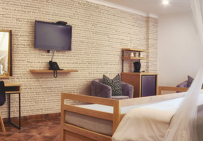 Deluxe Room/ Deluxe Bathroom