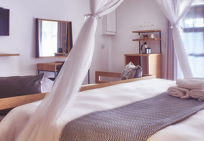 Deluxe Room/ Deluxe Bathroom