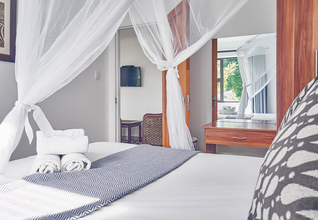 Small Apartment Bedroom 