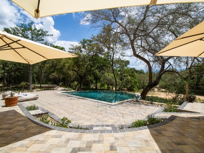 Little Africa Safari Lodge