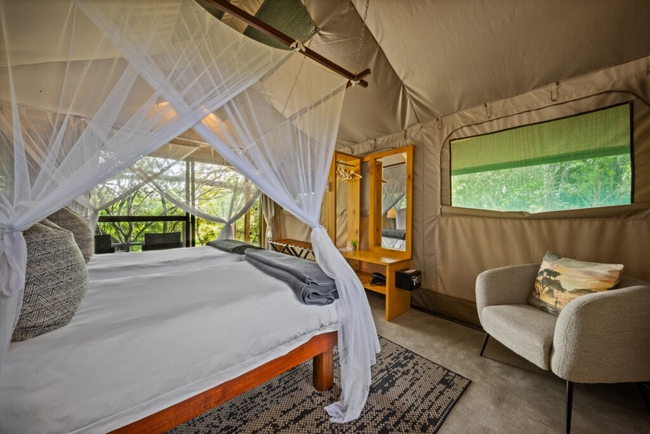 Little Africa Safari Lodge