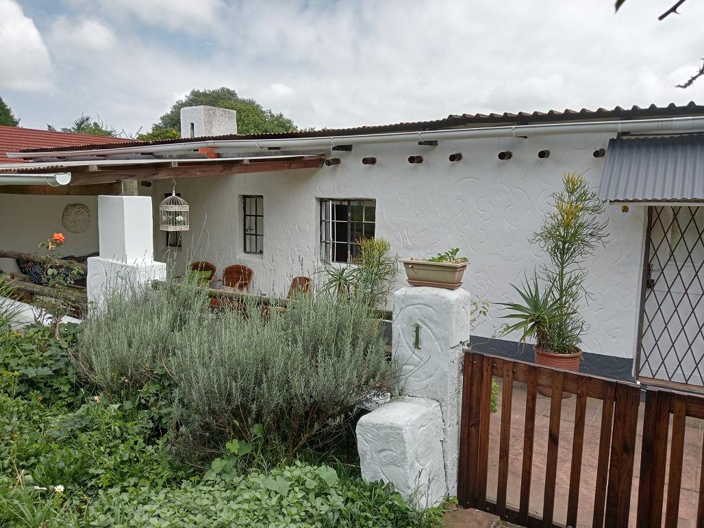 Little Crooked Cottage