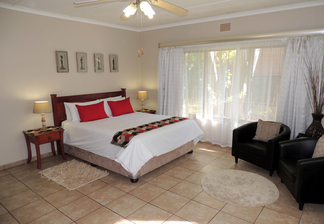 Two Bedroom Apartment - Pool view