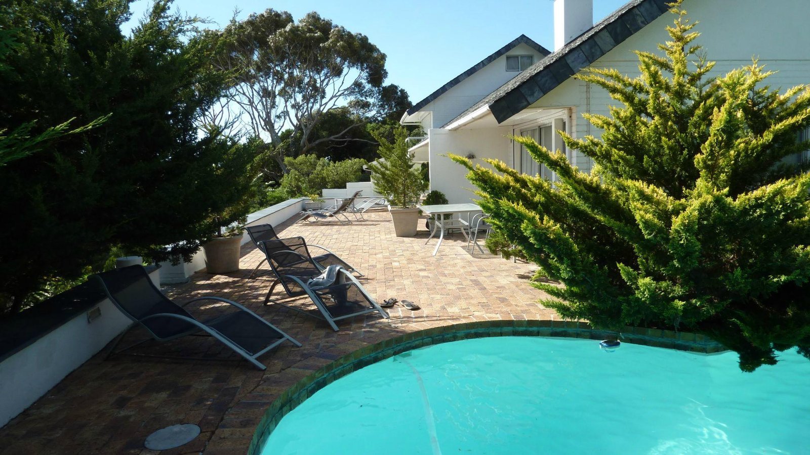 Communal swimming pool