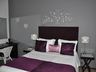 Loerie Lodge-Premier with veranda top