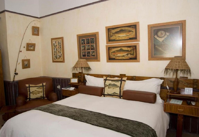 Deluxe Queen Room with Shower