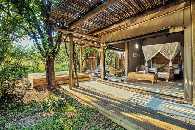 Deluxe Chalet (with Jacuzzi)