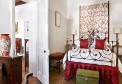 Olive Schreiner Historic Luxury Cottage