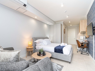 Comfort Studio | Unit 4411