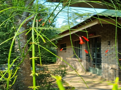 Mackers Riverbend Cottages