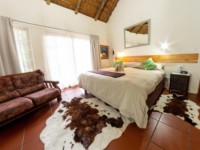 Maclear Manor