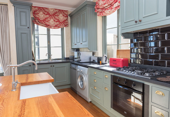 Majestic Three Bedroom Apartment