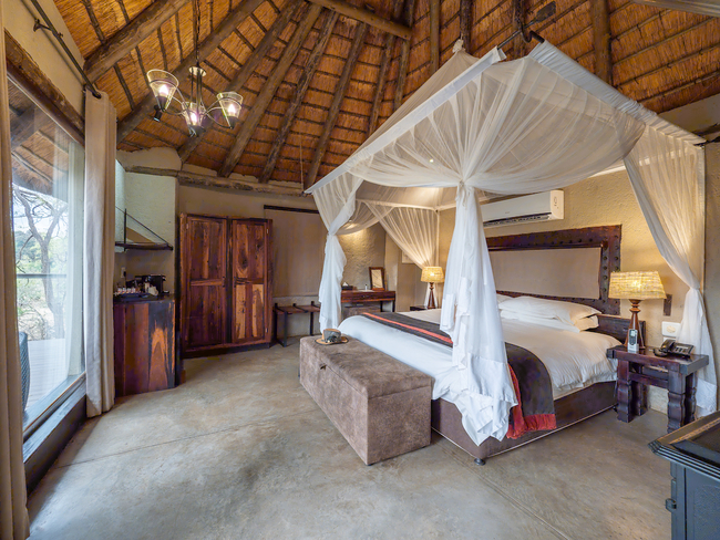 River Lodge Thatched Suite