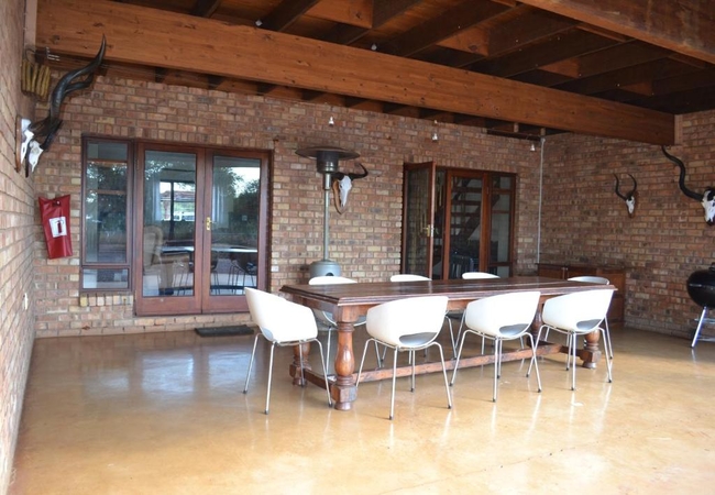 Makhato 84 Bush Lodge