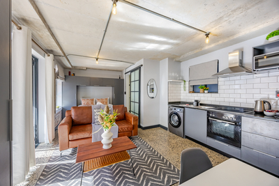 Manhattan Studio 4