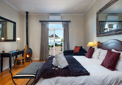 Luxury Rooms with Sea View