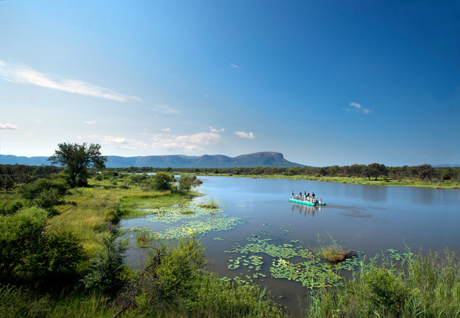 Water safari Miss Mara
