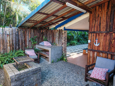 Family Room: Black Marlin