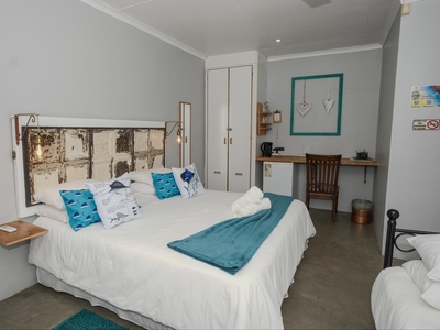 Triple Room: Sailfish