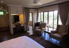 Matumi Golf Lodge