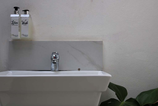 Large Family Apartment with Pool View 