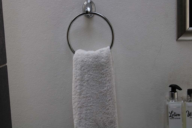 Large Family Apartment with Pool View 