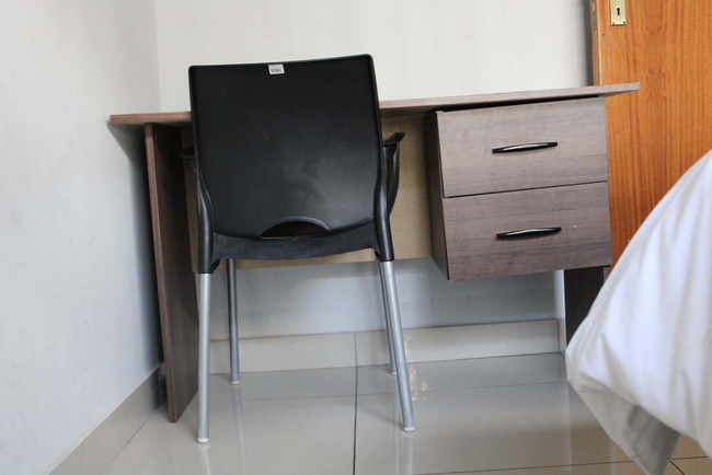 Family Apartment with Pool View 