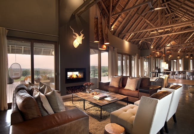 Mhondoro Game Lodge