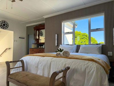 Luxury King  Room