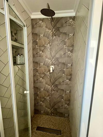 Luxury Small Queen Room
